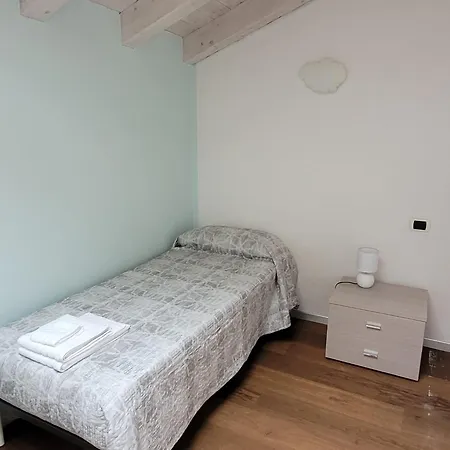 Casa Kamil Apartment Brusino