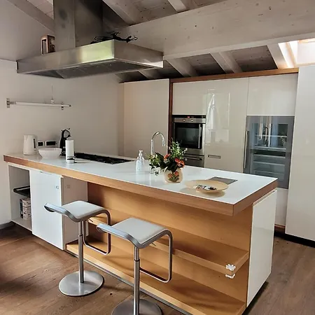 Casa Kamil Apartment Brusino